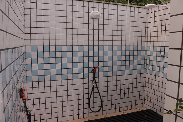 Sea View and Beach Service