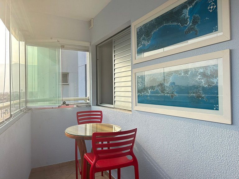 Beachfront, Seaview, Beach Service