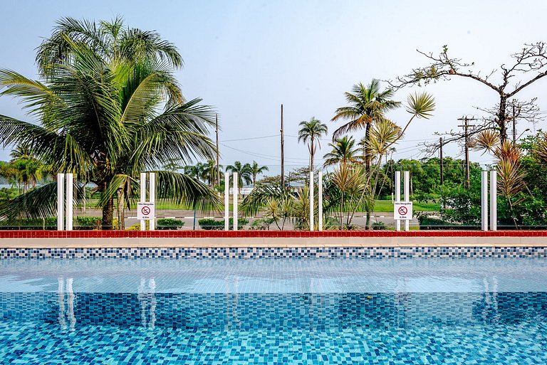 Frente e Vista Mar, Próximo da Riviera
