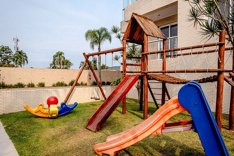 Frente e Vista Mar, Próximo da Riviera