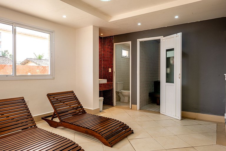 Frente e Vista Mar, Próximo da Riviera