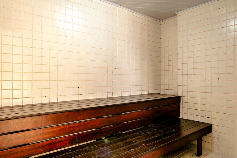 Frente e Vista Mar, Próximo da Riviera