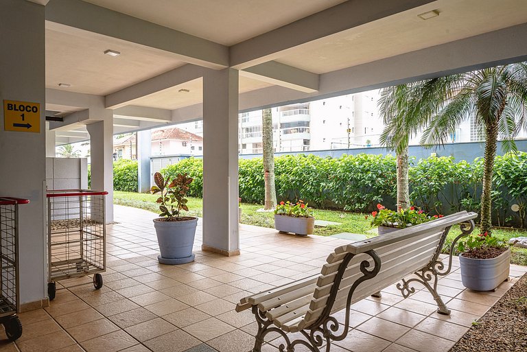 Oceanfront and Sea View with Beach Service