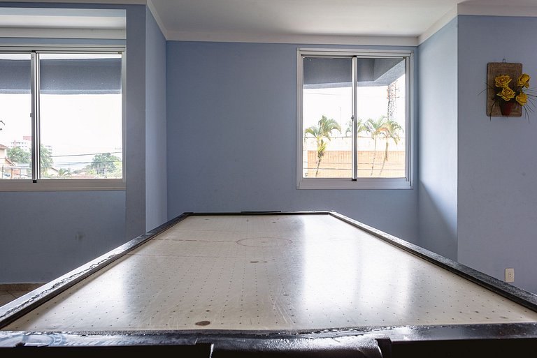 Frente y vista al mar con servicio de playa