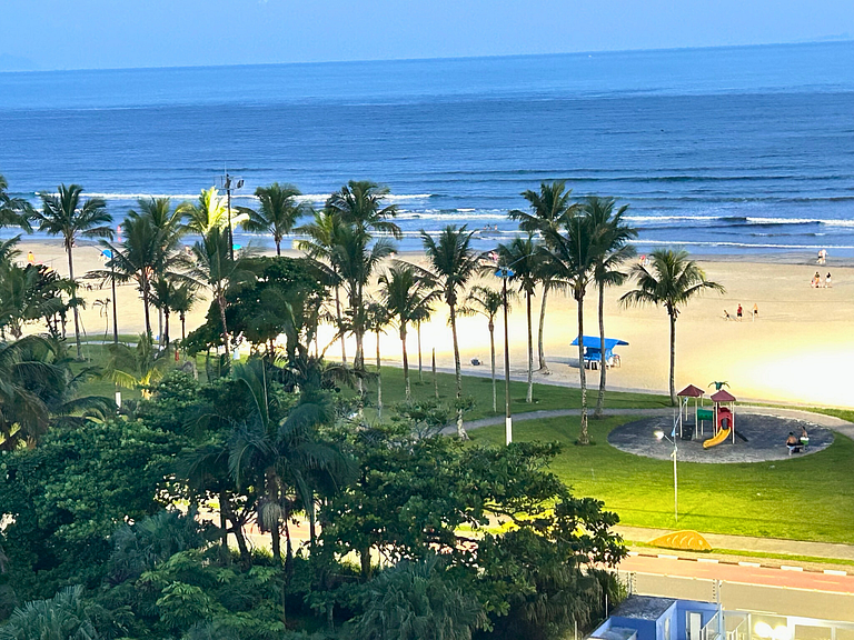 Vista mar, piscina climatizada y servicio de playa