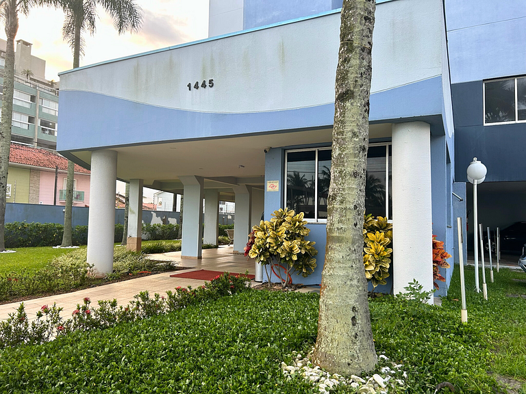 Vista mar, piscina aquecida e serviço de praia