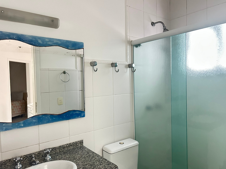 Casa de Condomínio em Riviera de São Lourenço