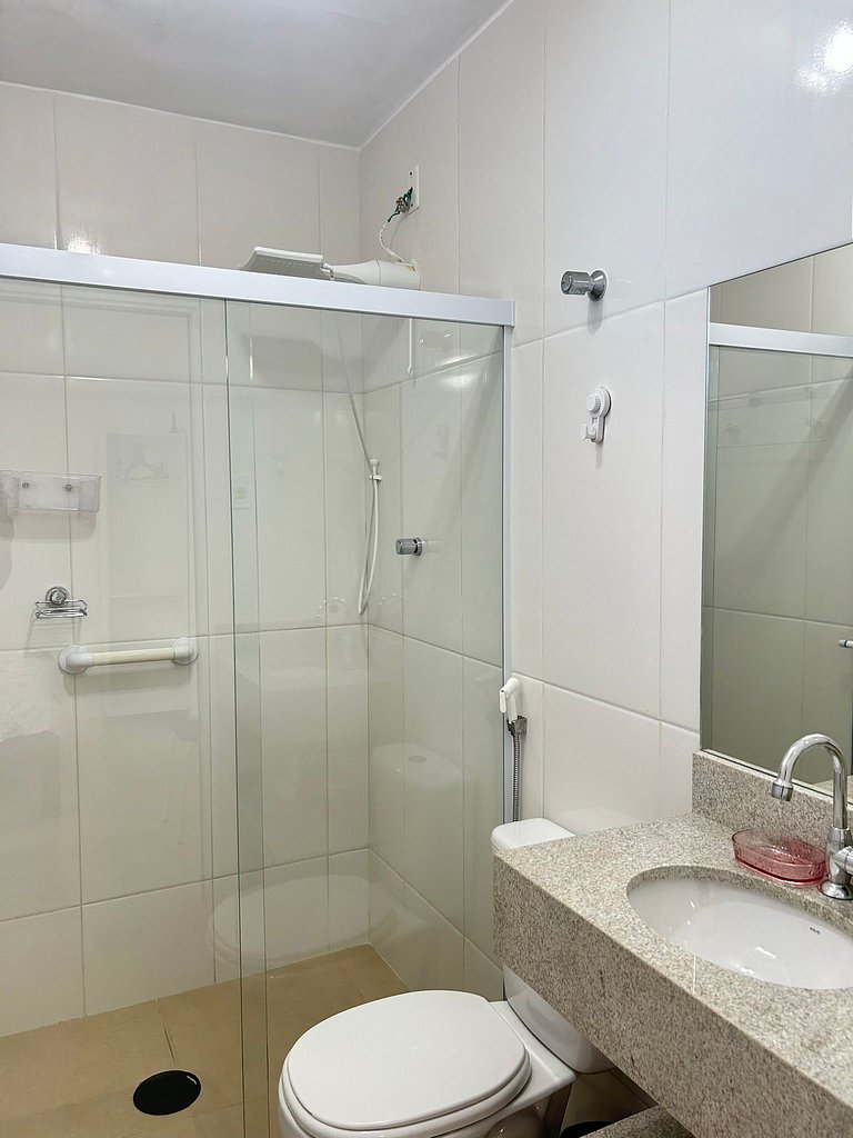 Casa com piscina a 5 minutos da praia