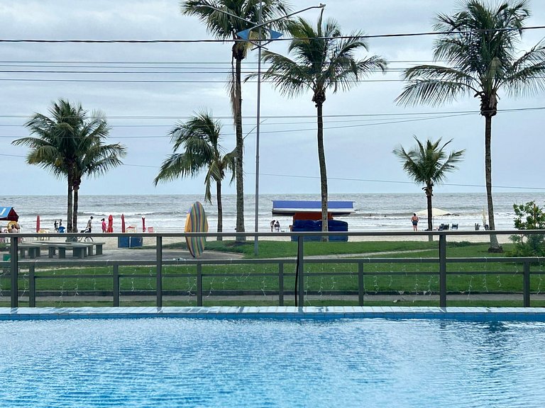 Oceanfront apartment with an excellent location