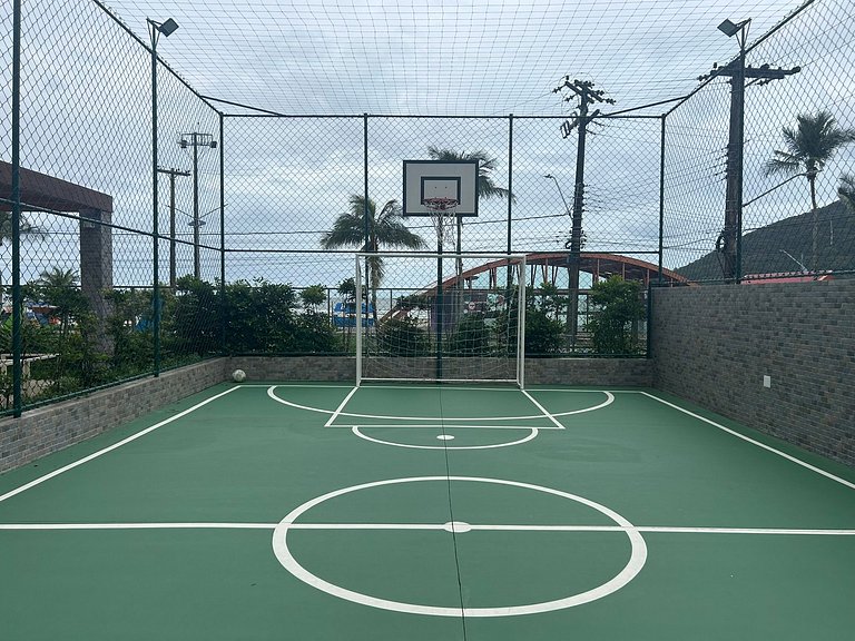 Apê frente mar com excelente localização