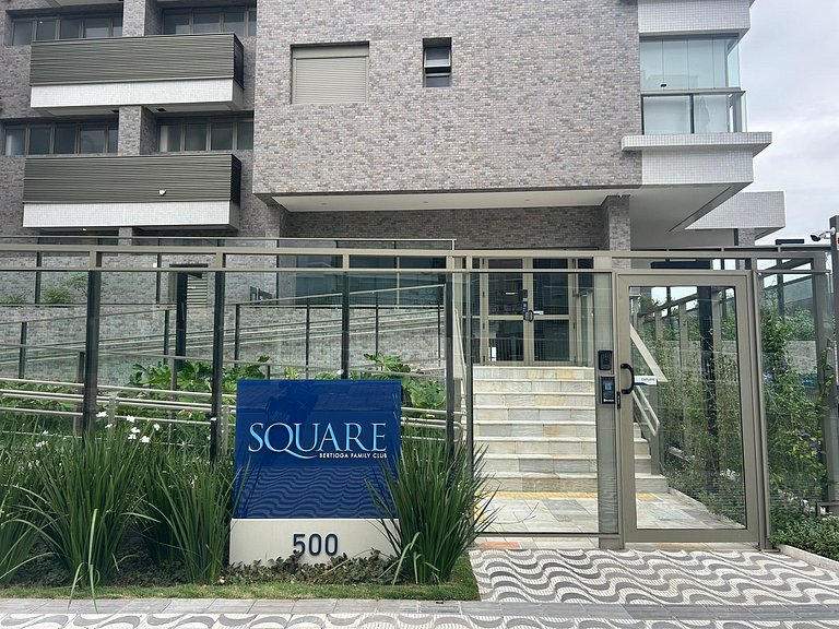 Apê frente mar com excelente localização