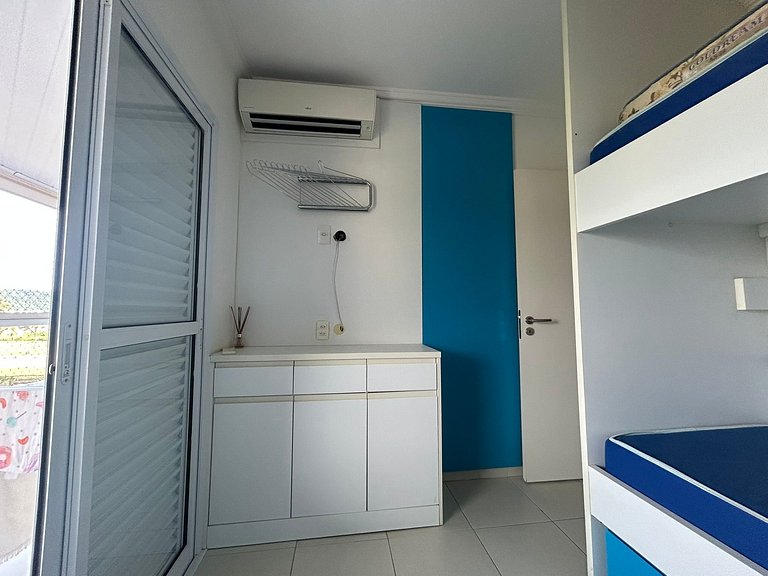 Frente e Vista Mar, Próximo da Riviera