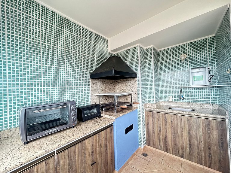 Oceanfront and Sea View with Beach Service