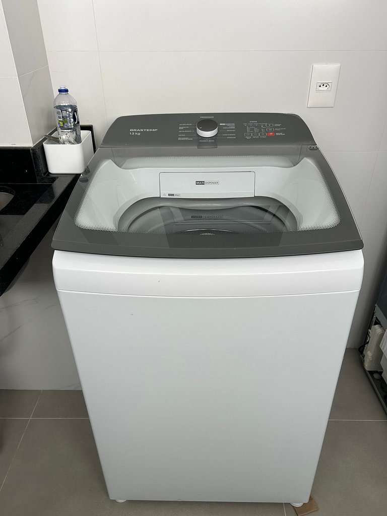 Apartamento al lado de la Riviera con vista al mar