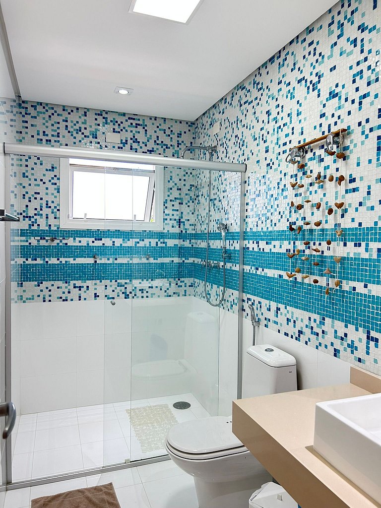 Casa con 4 suites y hermosa piscina en Riviera