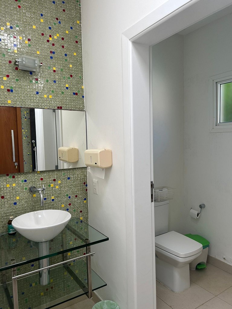 Casa con 4 suites y hermosa piscina en Riviera